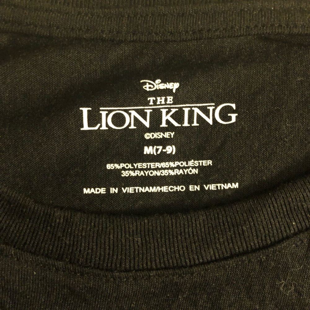⭐️2/$25⭐️ Lion King tee NWOT - Picture 2 of 3
